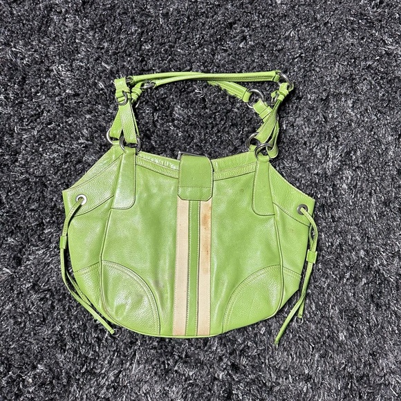 Prada handbag - Picture 2 of 4